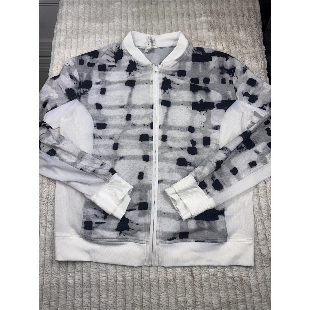 Lululemon Noir Jacket Ghost Weave‎ White Black White Size 10 EUC Excellent NICE